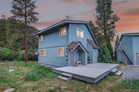 214 Mountain View Trail