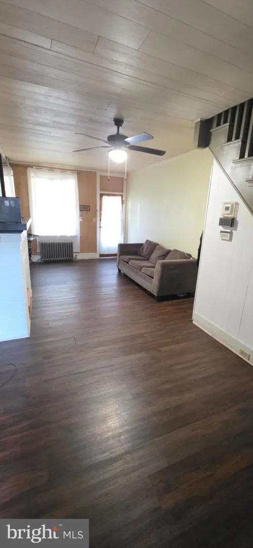 1749 PERKIOMEN AVENUE Reading, PA 19602