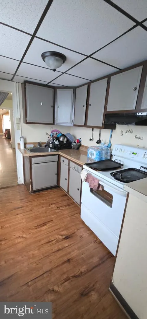 1749 PERKIOMEN AVENUE Reading, PA 19602