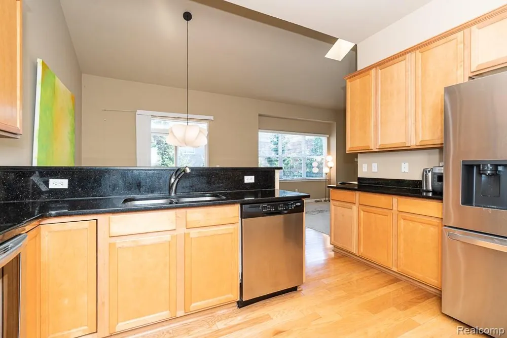 2230 Palmetto Commerce Charter Township, MI 48382
