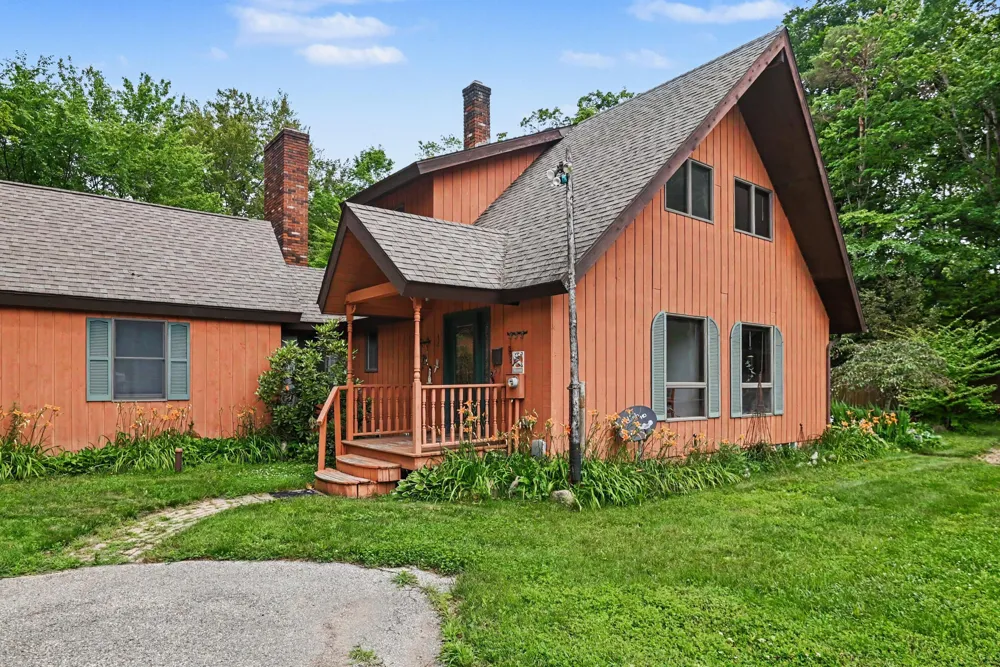 6696 103rd Avenue Casco Township, MI 49090