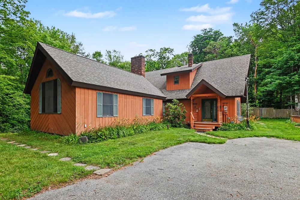6696 103rd Avenue Casco Township, MI 49090