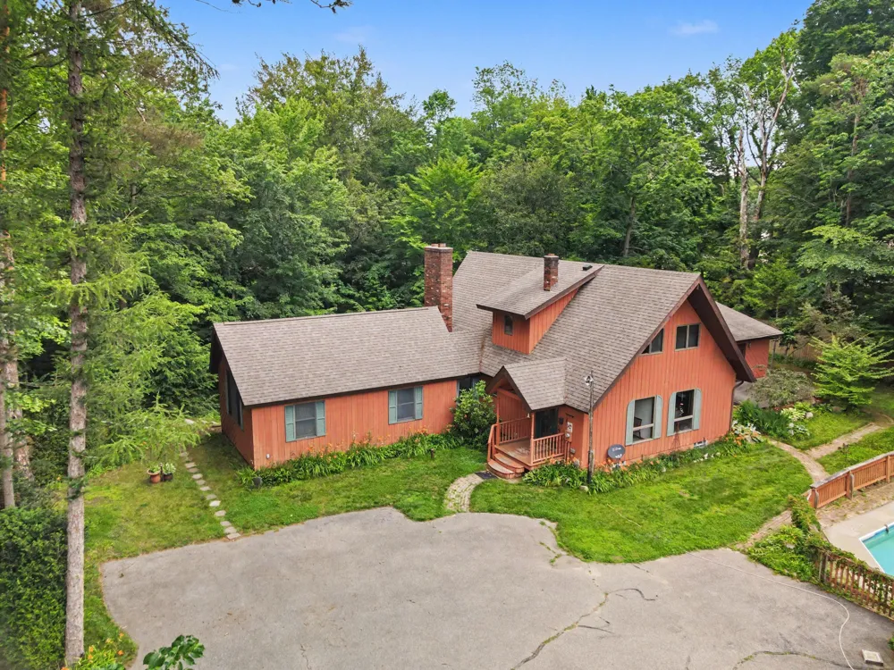 6696 103rd Avenue Casco Township, MI 49090
