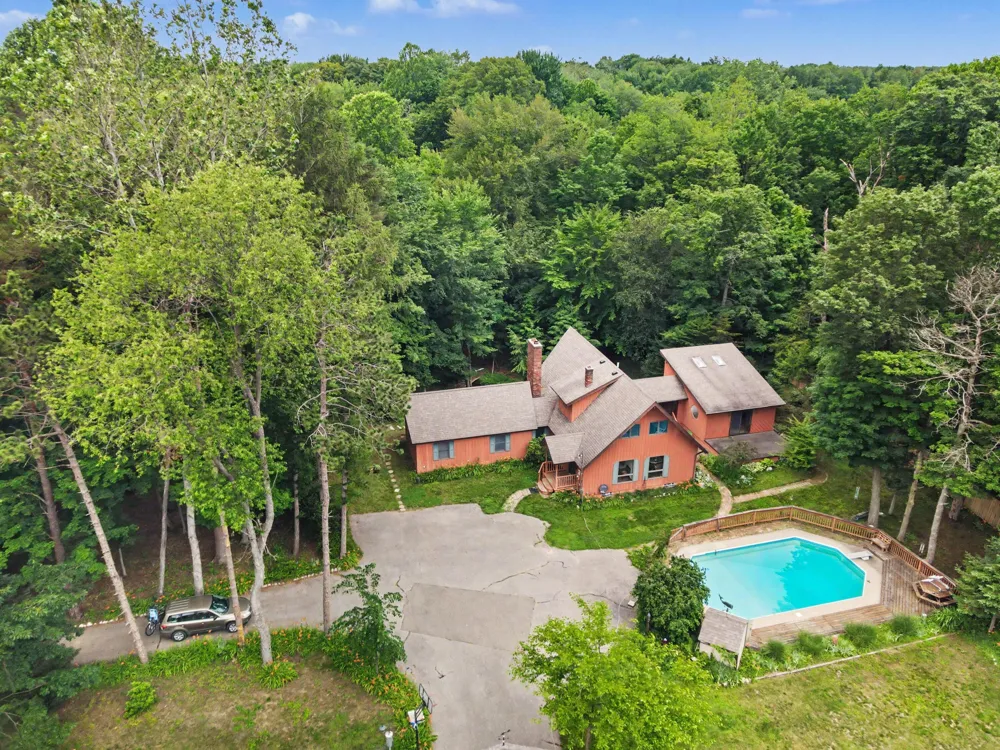 6696 103rd Avenue Casco Township, MI 49090