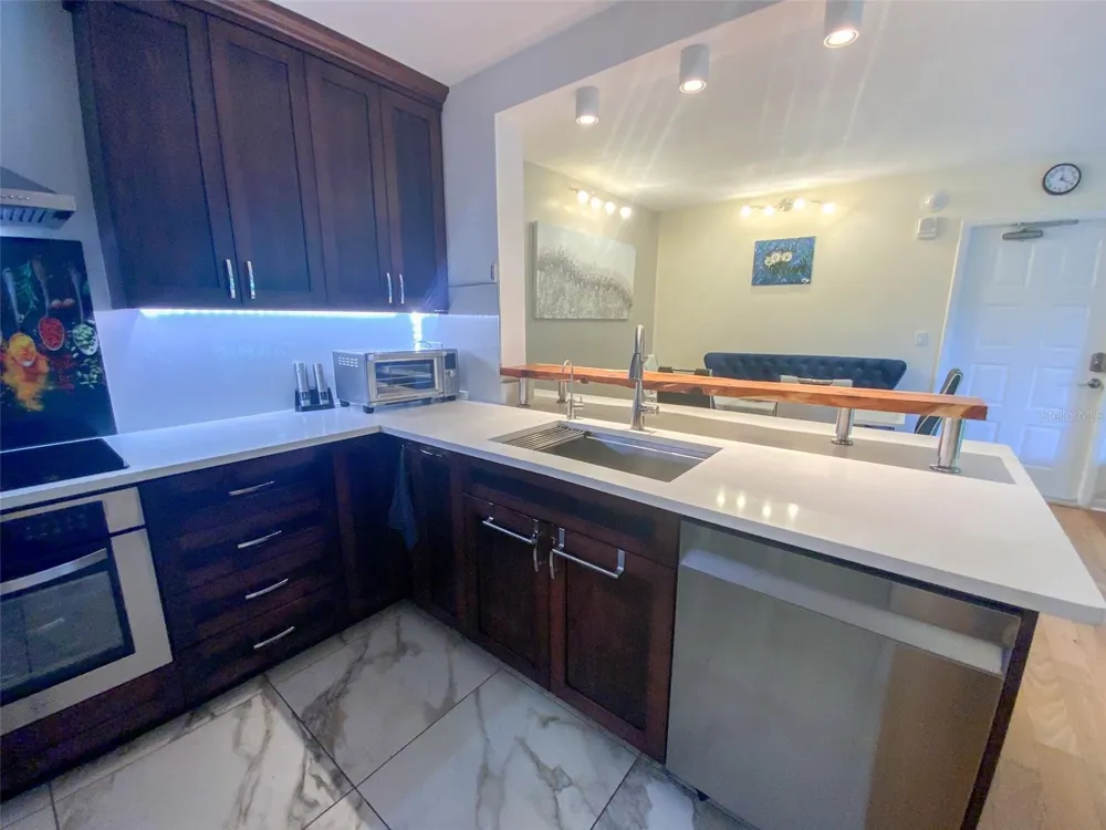 3134 LAKE PINE WAY #C2 Tarpon Springs, FL 34688