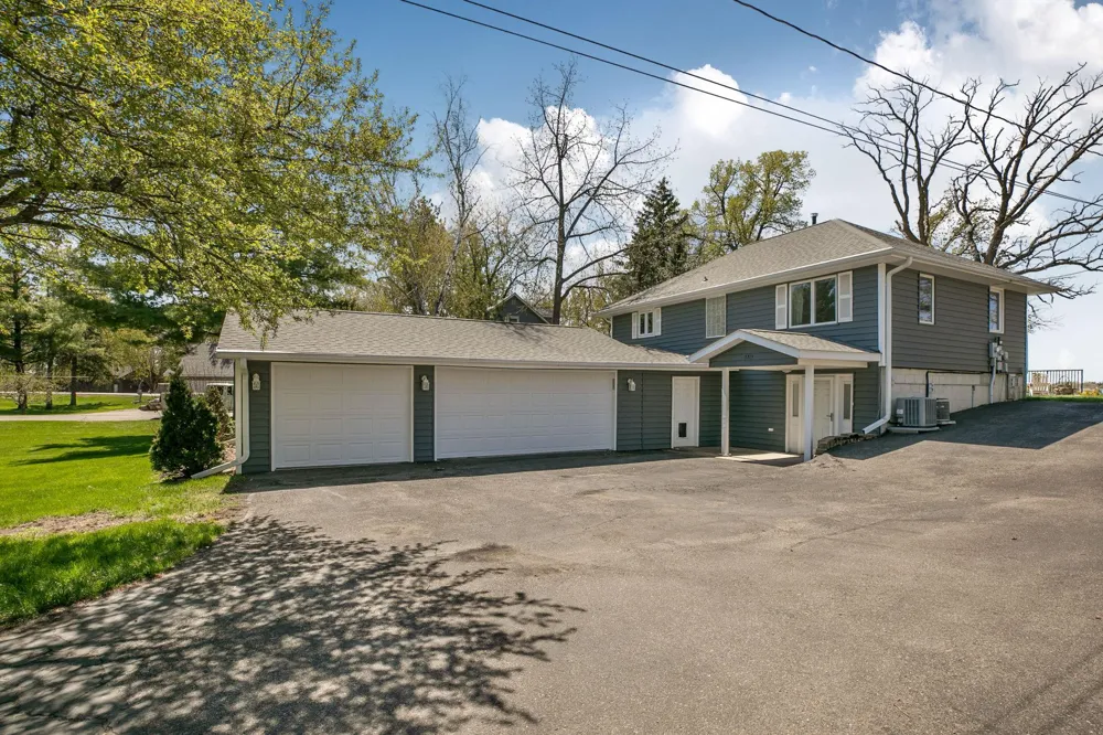 5715 Imhoff Avenue SW Howard Lake, MN 55349