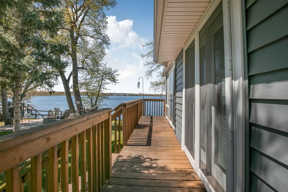 5715 Imhoff Avenue SW Howard Lake, MN 55349