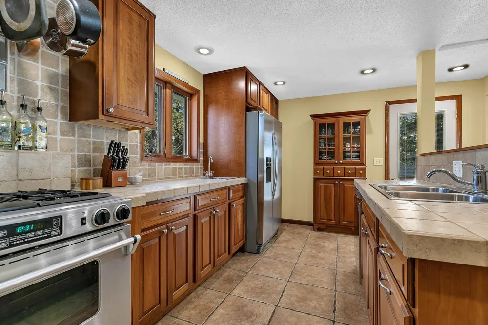 5715 Imhoff Avenue SW Howard Lake, MN 55349