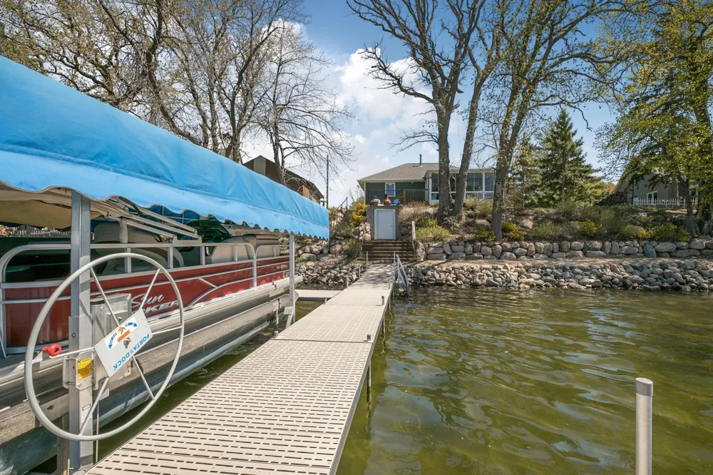 5715 Imhoff Avenue SW Howard Lake, MN 55349