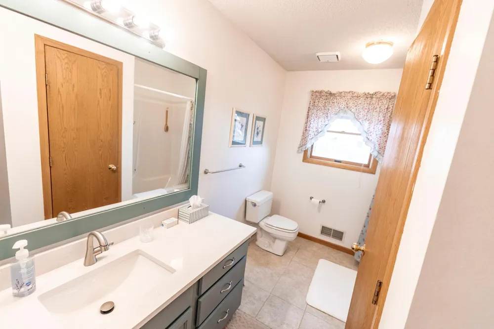 5294 312th Street Path Cannon Falls, MN 55009