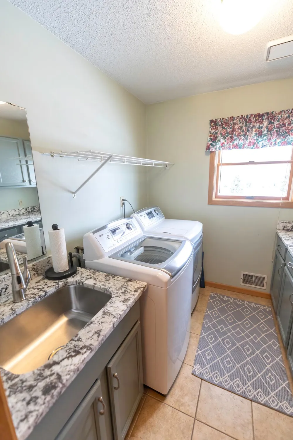 5294 312th Street Path Cannon Falls, MN 55009