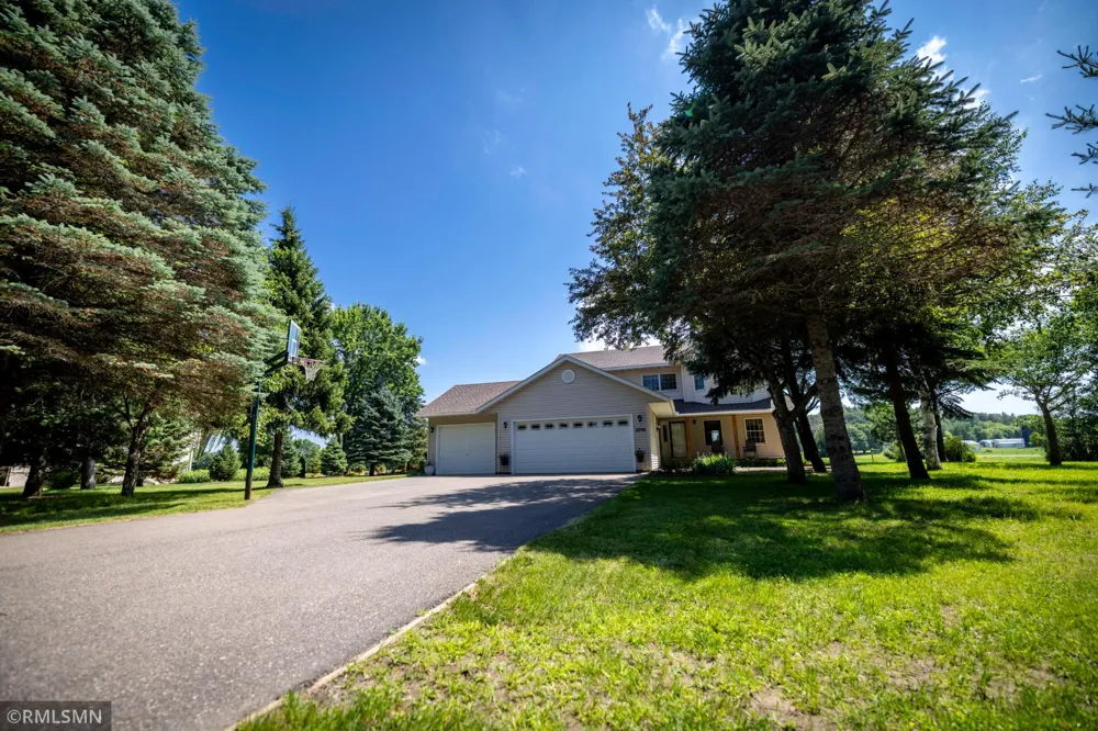5294 312th Street Path Cannon Falls, MN 55009