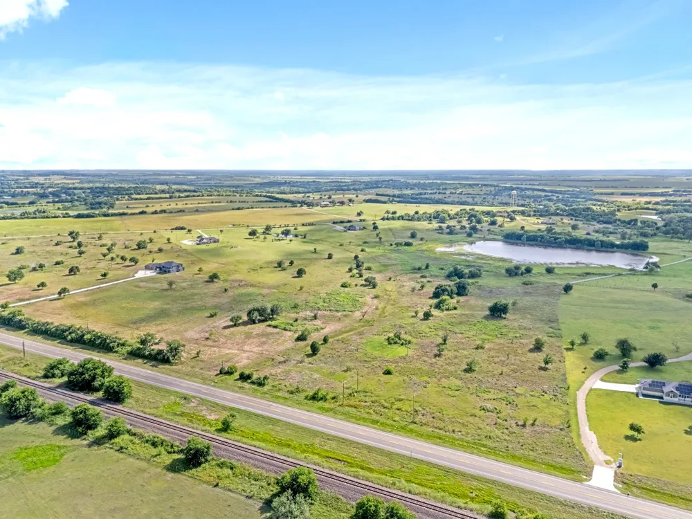 10 S Lone Star Parkway Moody, TX 76657