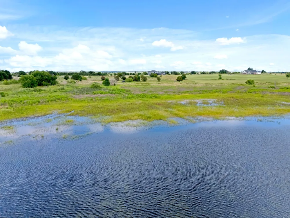 10 S Lone Star Parkway Moody, TX 76657