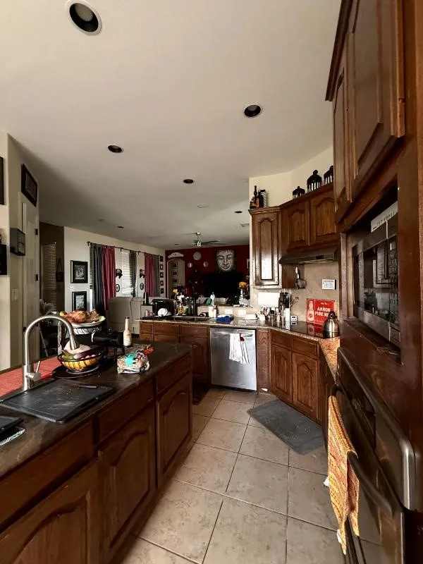 11909 Caddo Creek Drive Lavon, TX 75166