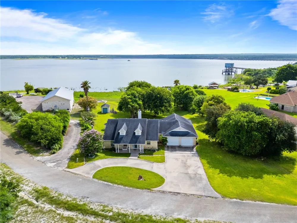 575 County Road 3651 Sandia, TX 78383