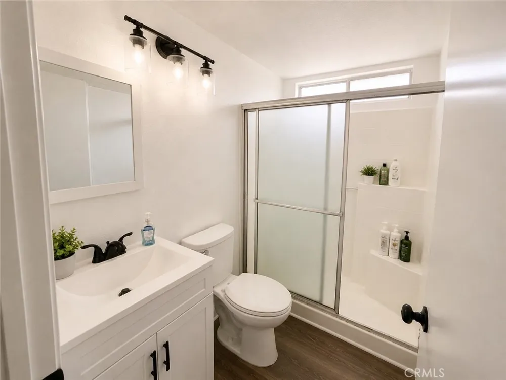 44128 Galicia Hemet, CA 92544