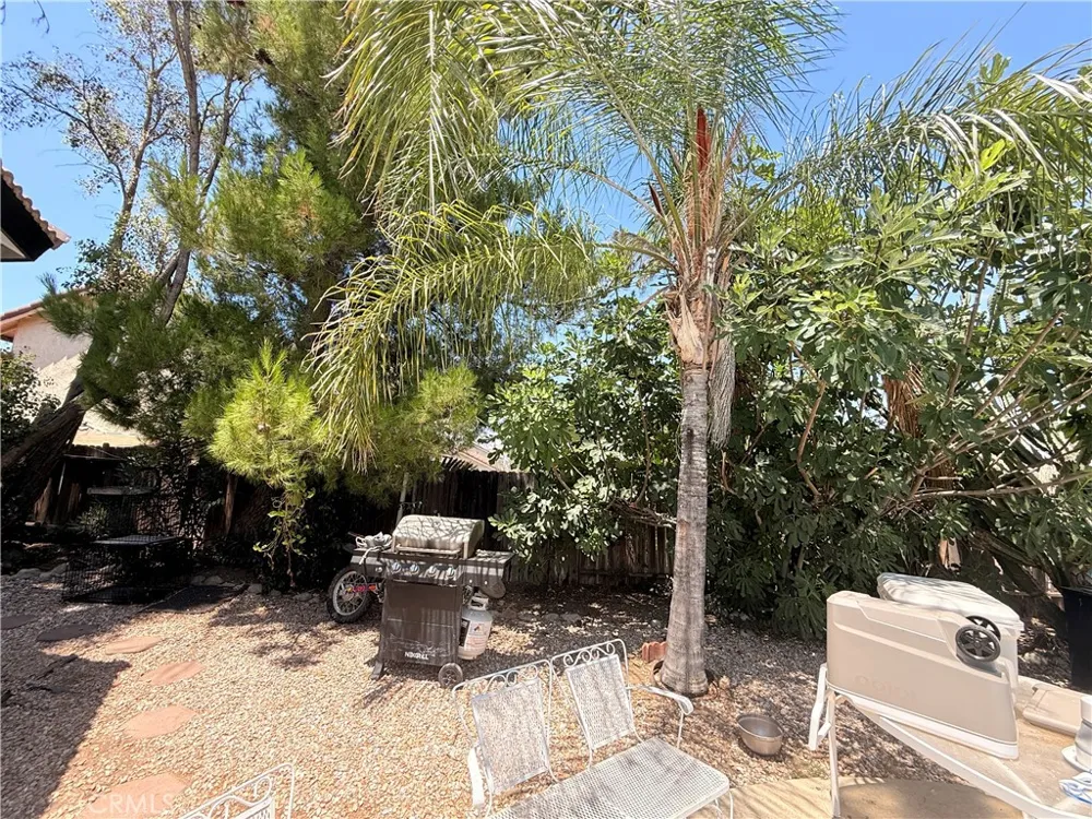 44128 Galicia Hemet, CA 92544