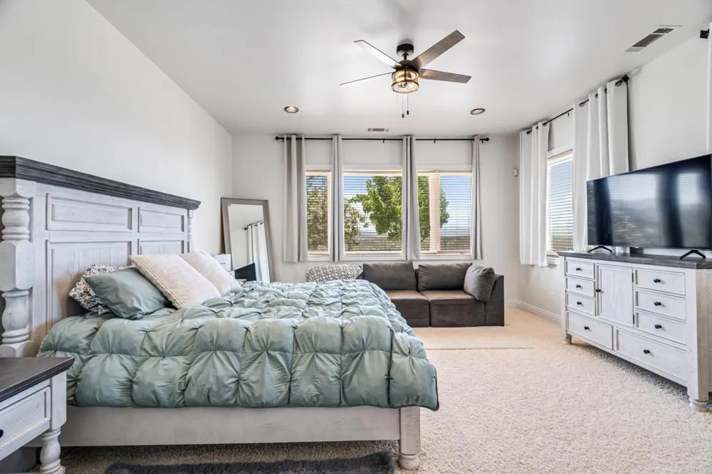 44075 Timber Trail Hemet, CA 92544