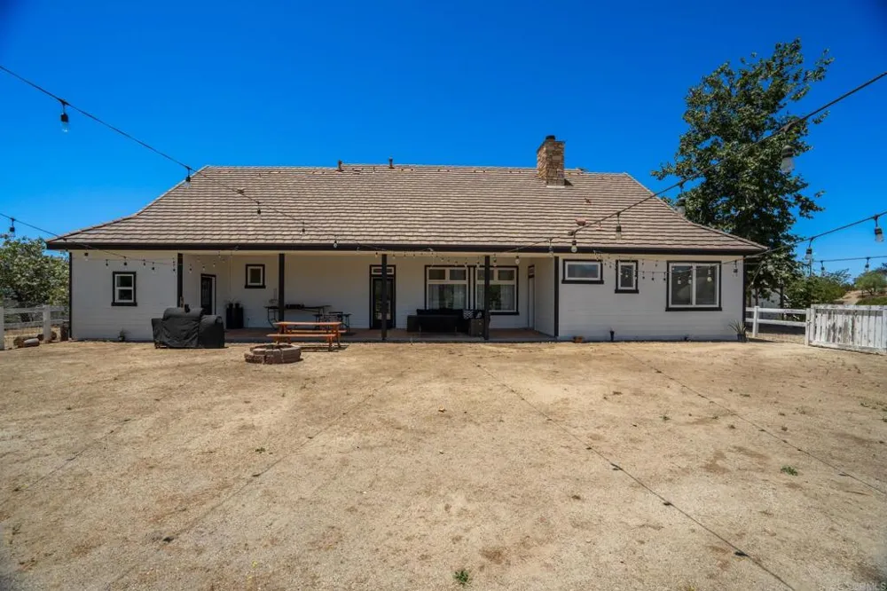 44075 Timber Trail Hemet, CA 92544
