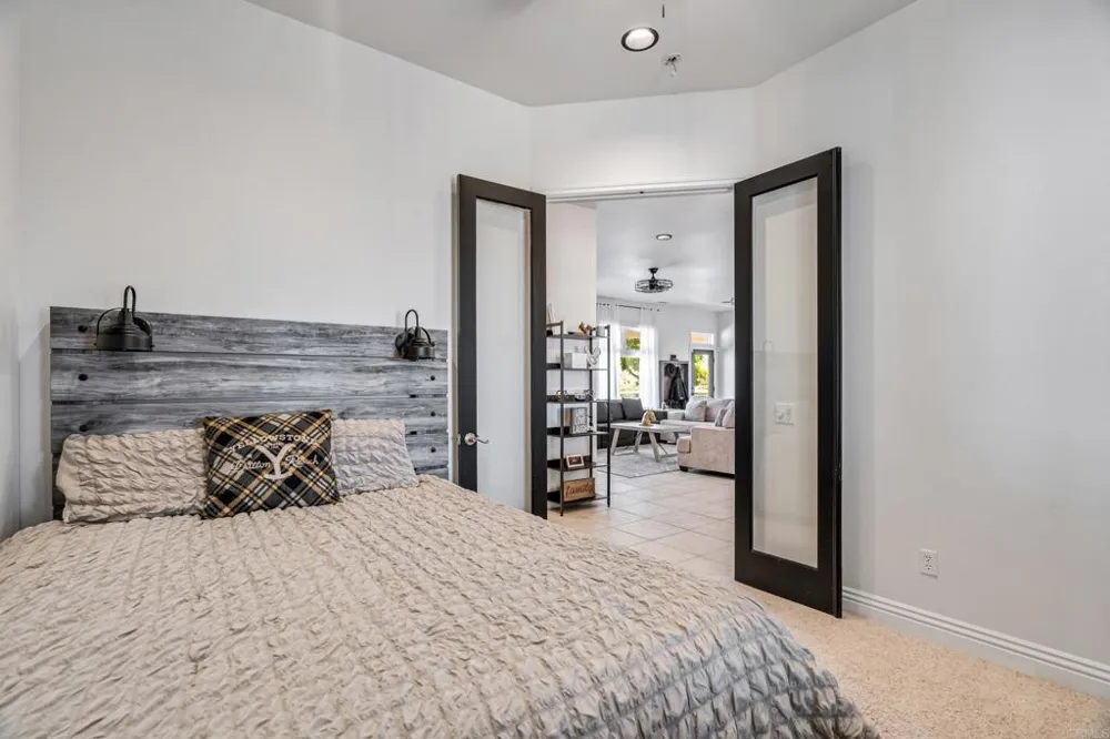 44075 Timber Trail Hemet, CA 92544