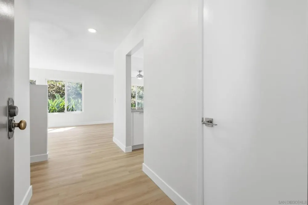 930 Via Mil Cumbres #151 Solana Beach, CA 92075