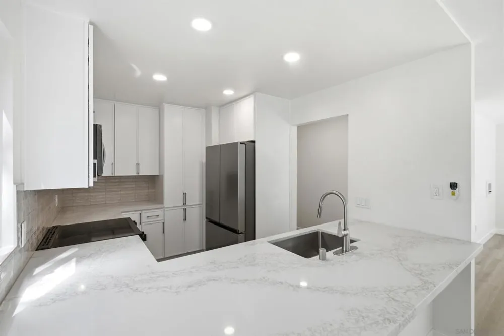 930 Via Mil Cumbres #151 Solana Beach, CA 92075