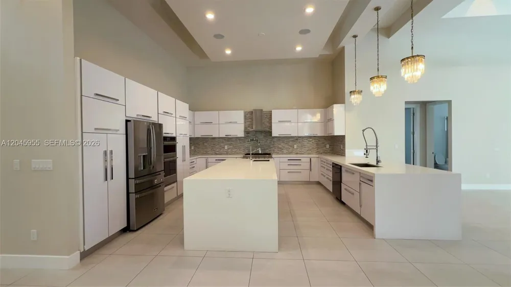 12802 Grand Oaks Dr #0 Davie, FL 33330