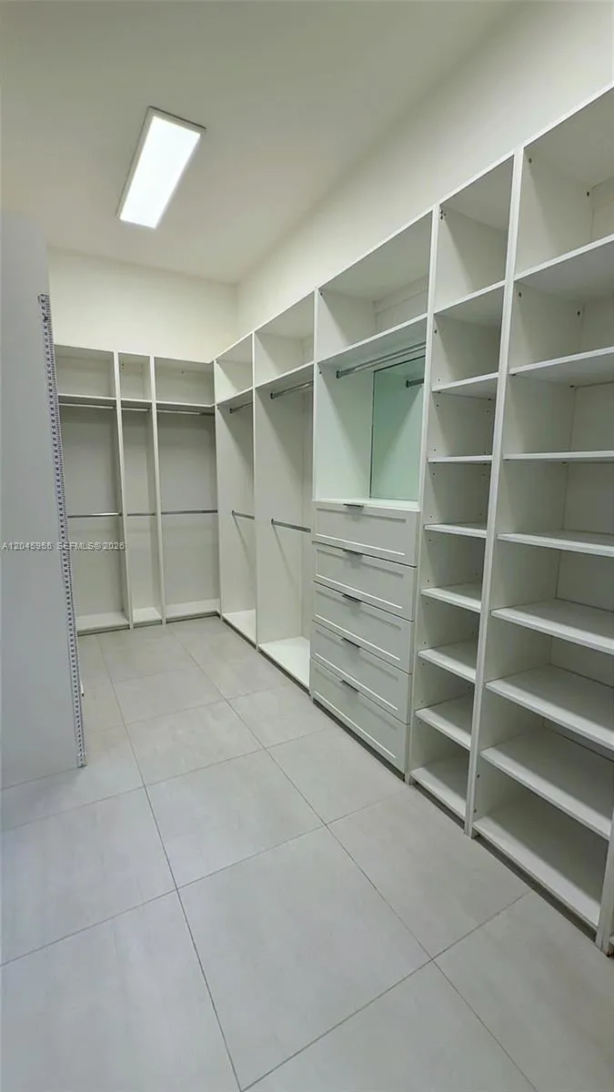 12802 Grand Oaks Dr #0 Davie, FL 33330