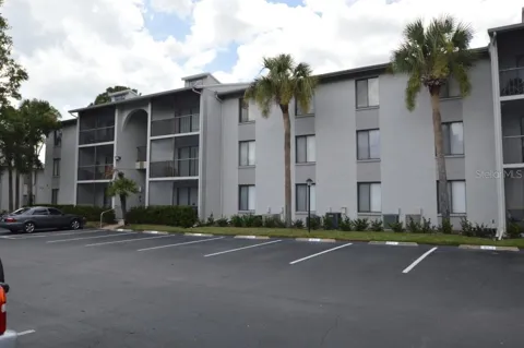 1612 S PINE RIDGE CIRCLE #1612