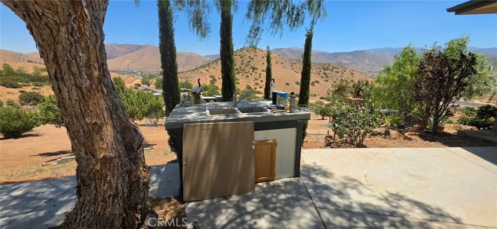 33805 Buffalo Ridge Acton, CA 93510