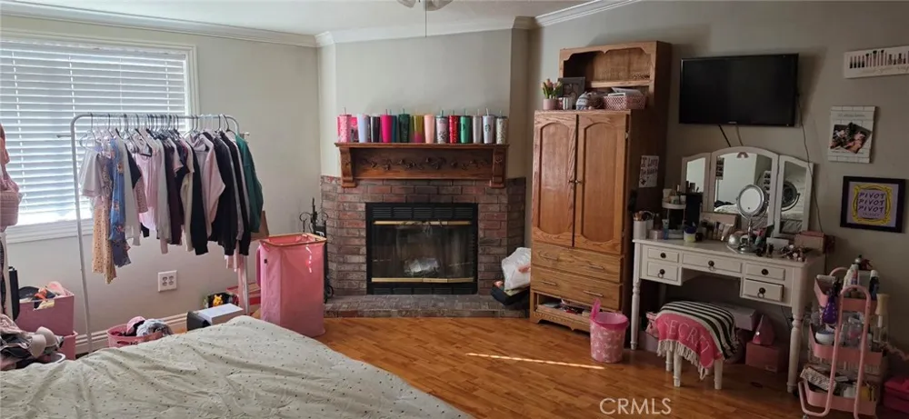 33805 Buffalo Ridge Acton, CA 93510