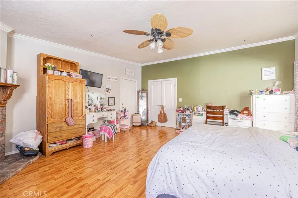 33805 Buffalo Ridge Acton, CA 93510