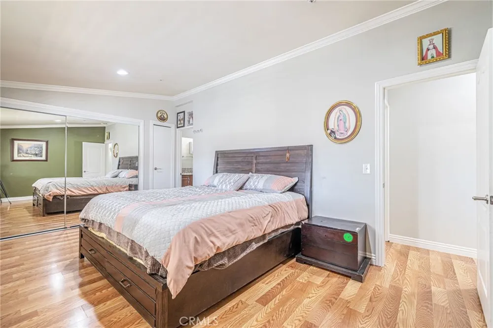 33805 Buffalo Ridge Acton, CA 93510