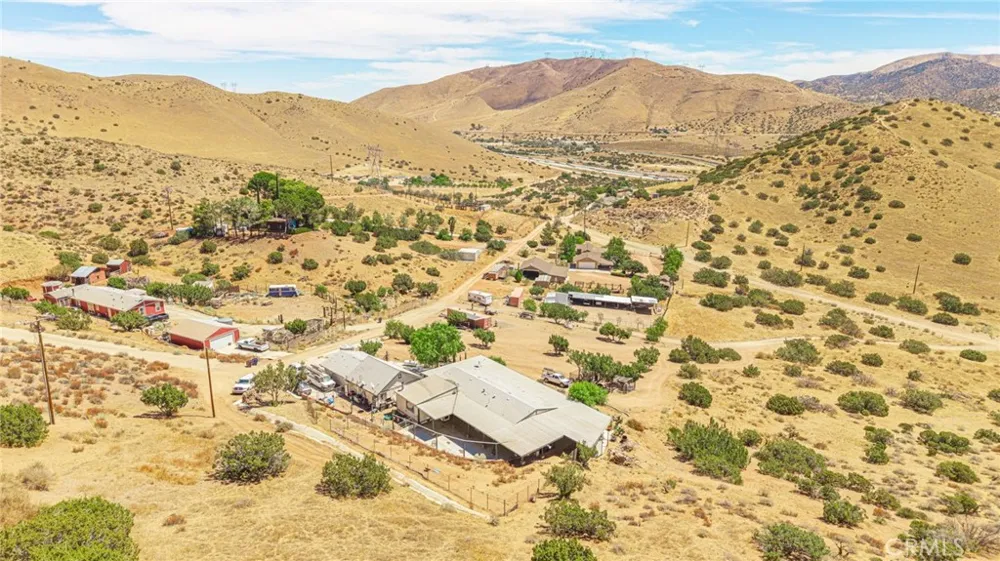 33805 Buffalo Ridge Acton, CA 93510
