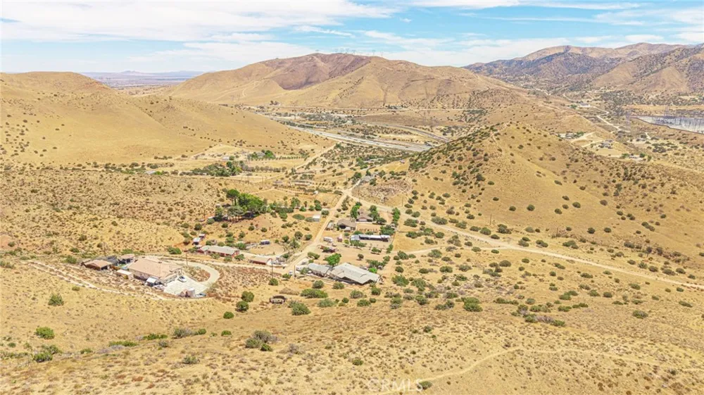 33805 Buffalo Ridge Acton, CA 93510