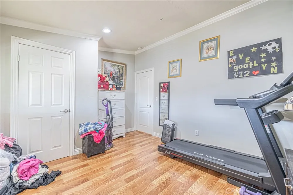 33805 Buffalo Ridge Acton, CA 93510