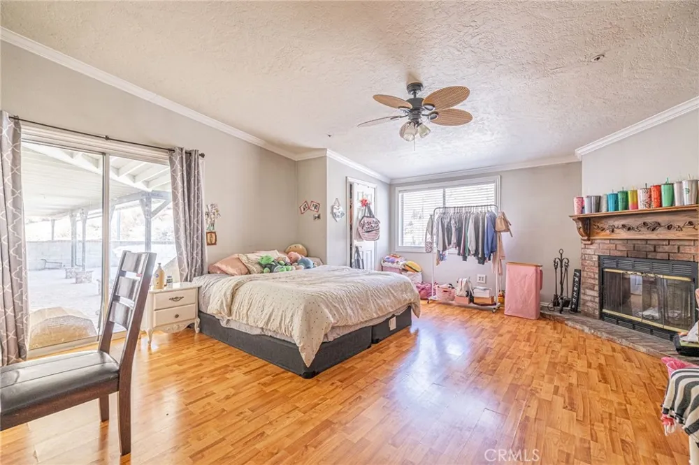 33805 Buffalo Ridge Acton, CA 93510
