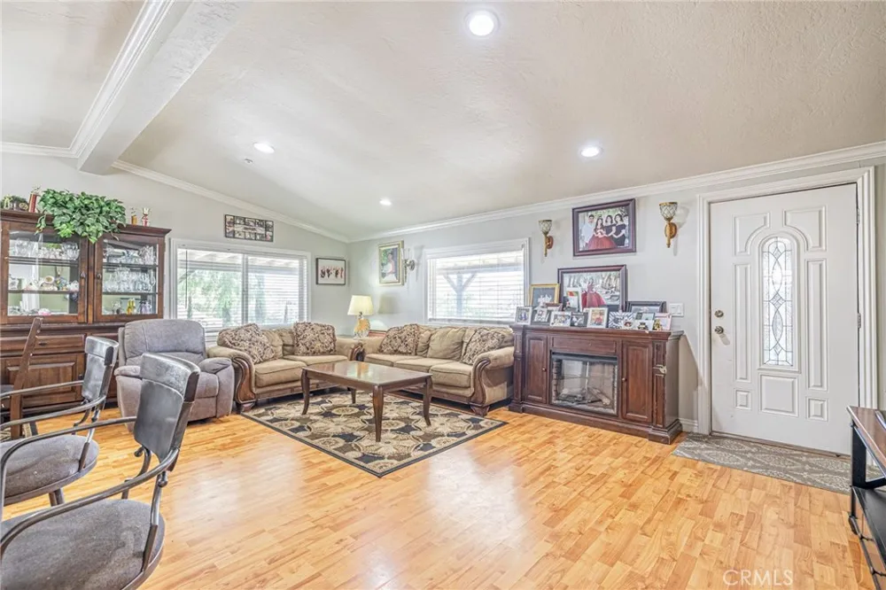 33805 Buffalo Ridge Acton, CA 93510