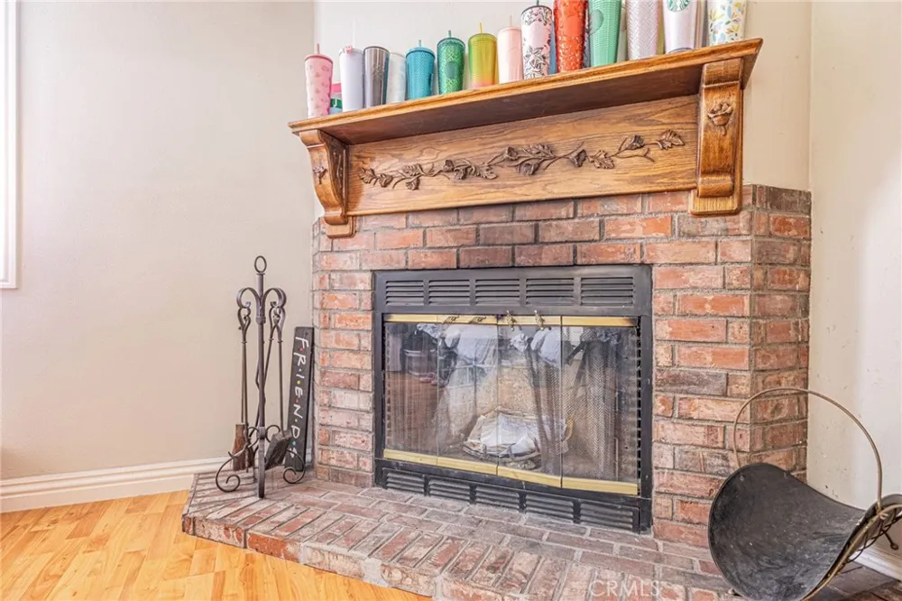 33805 Buffalo Ridge Acton, CA 93510