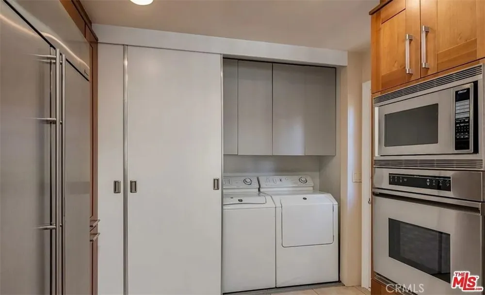 1212 San Vicente Santa Monica, CA 90402