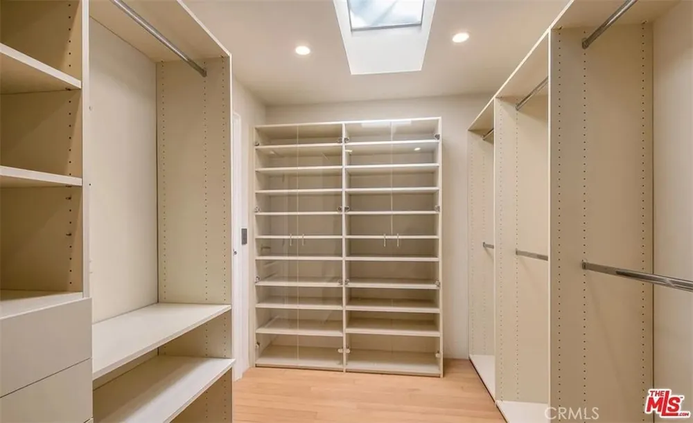 1212 San Vicente Santa Monica, CA 90402
