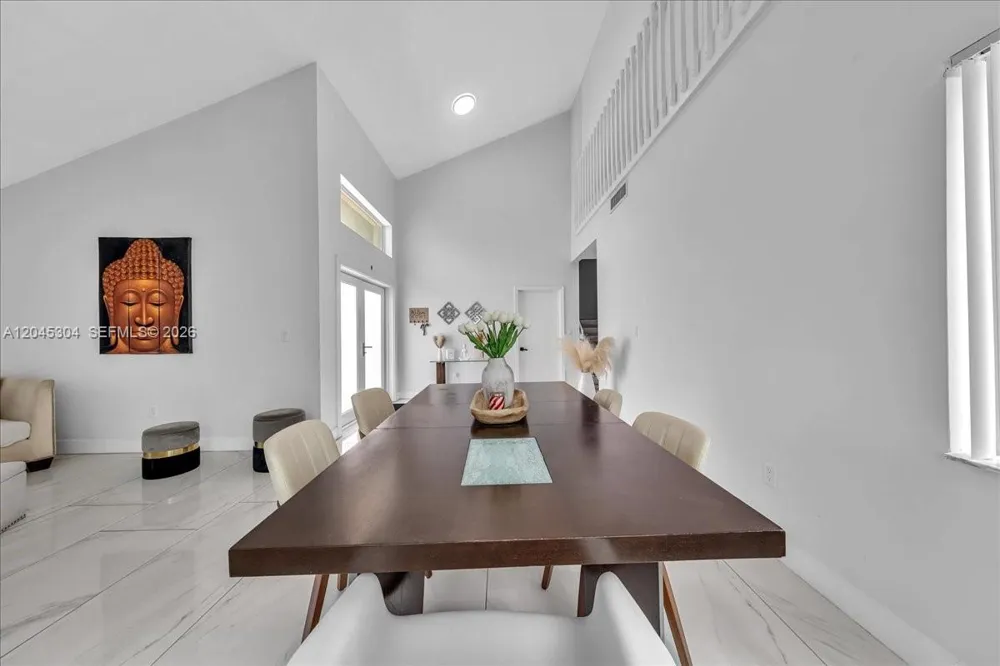 5542 NW 190th Ln Miami Gardens, FL 33055