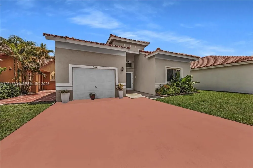 5542 NW 190th Ln Miami Gardens, FL 33055