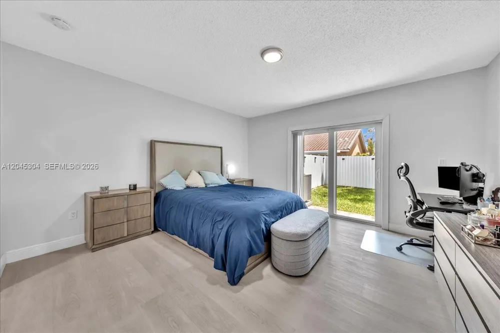5542 NW 190th Ln Miami Gardens, FL 33055