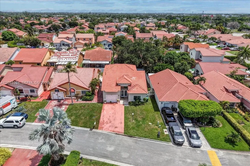 5542 NW 190th Ln Miami Gardens, FL 33055