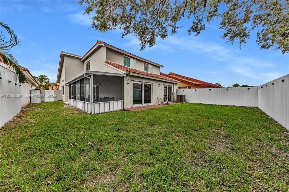 5542 NW 190th Ln Miami Gardens, FL 33055
