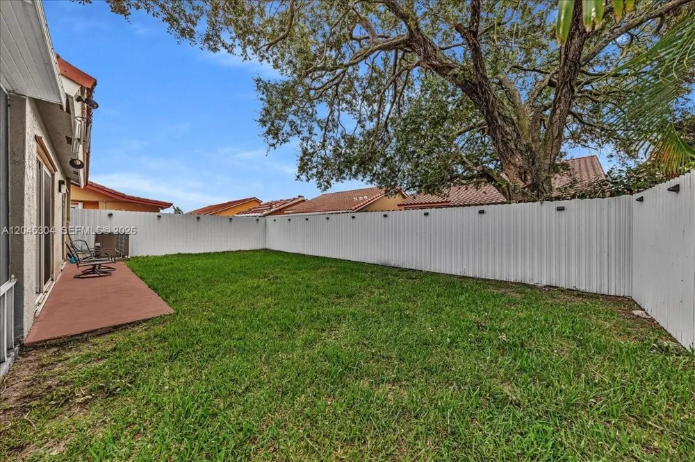 5542 NW 190th Ln Miami Gardens, FL 33055