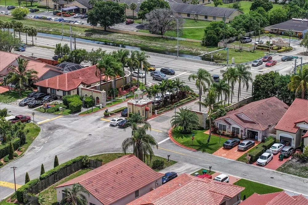 5542 NW 190th Ln Miami Gardens, FL 33055