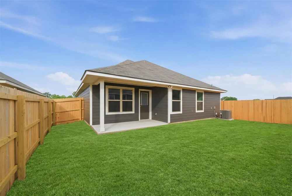 1220 High Street Navasota, TX 77868